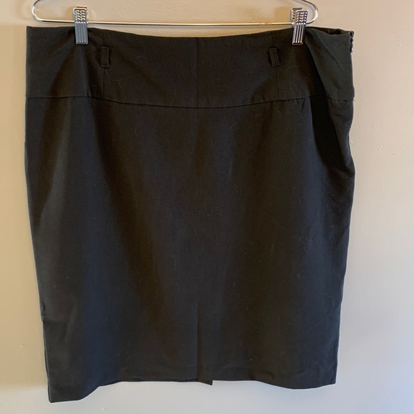 Perfect black skirt, 16 - Picture 1 of 4